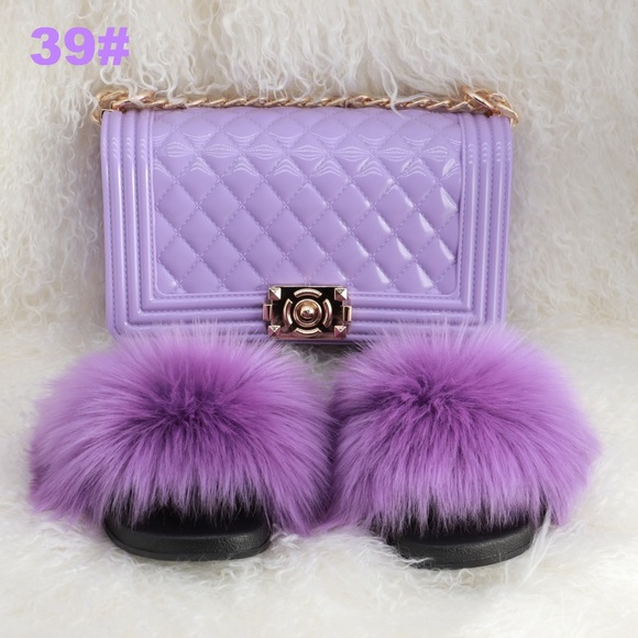 Purse and Fur Slides Set - Picture 9 of 12